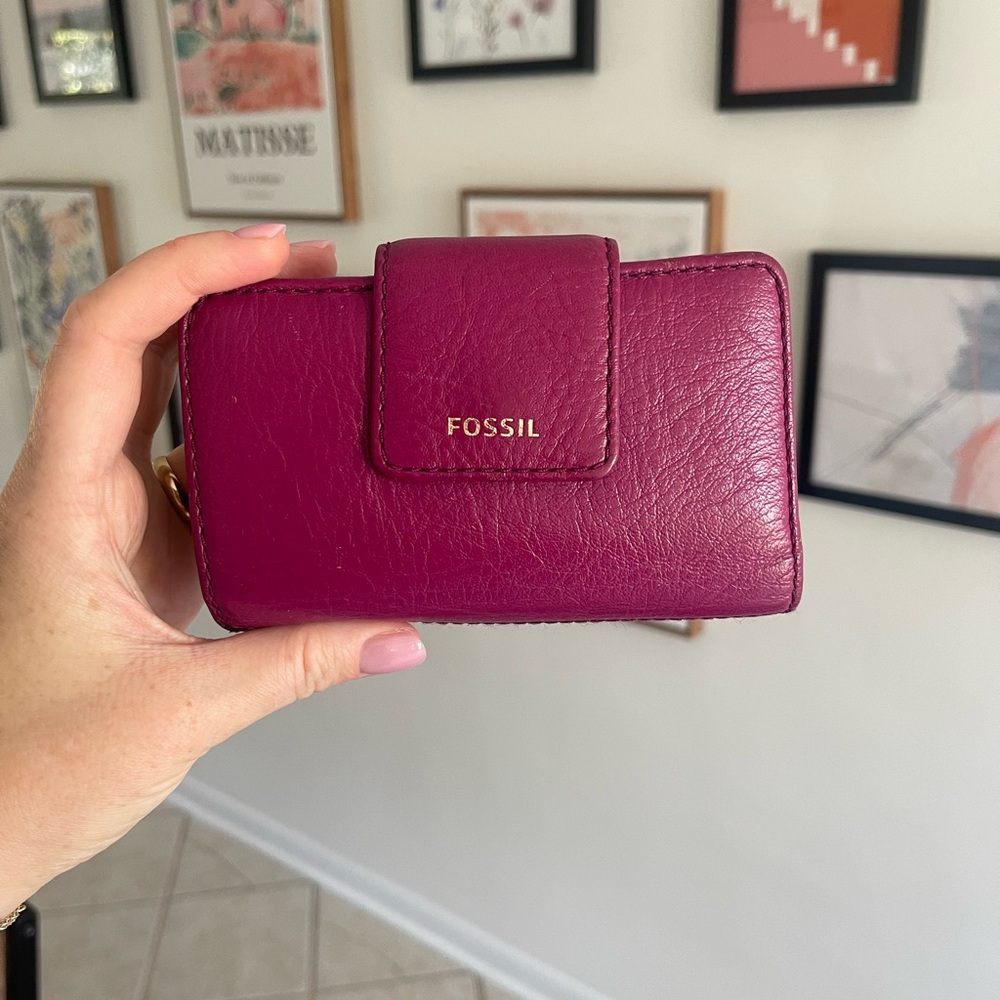 Magenta Fossil Wallet